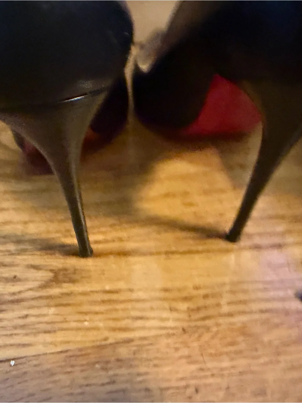 Christian Louboutin Pigalles Follies Black Leather Pointed-Toe Pumps 💯 Authentic